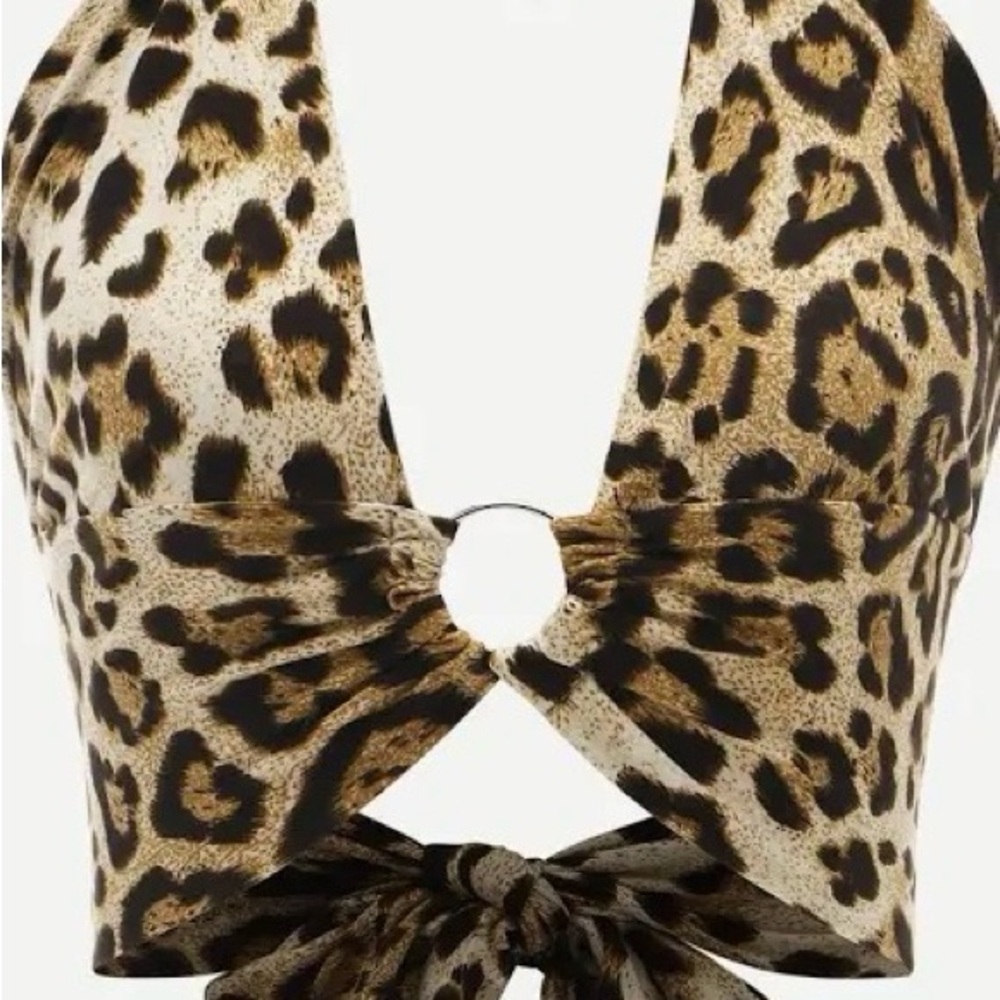 SHEIN Leopard Print Ring Detail Crop Top
